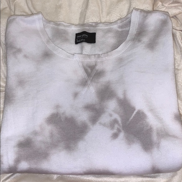 Free Press Oversized distressed sweater - Picture 3 of 3